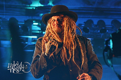 korpiklaani la mirada negra